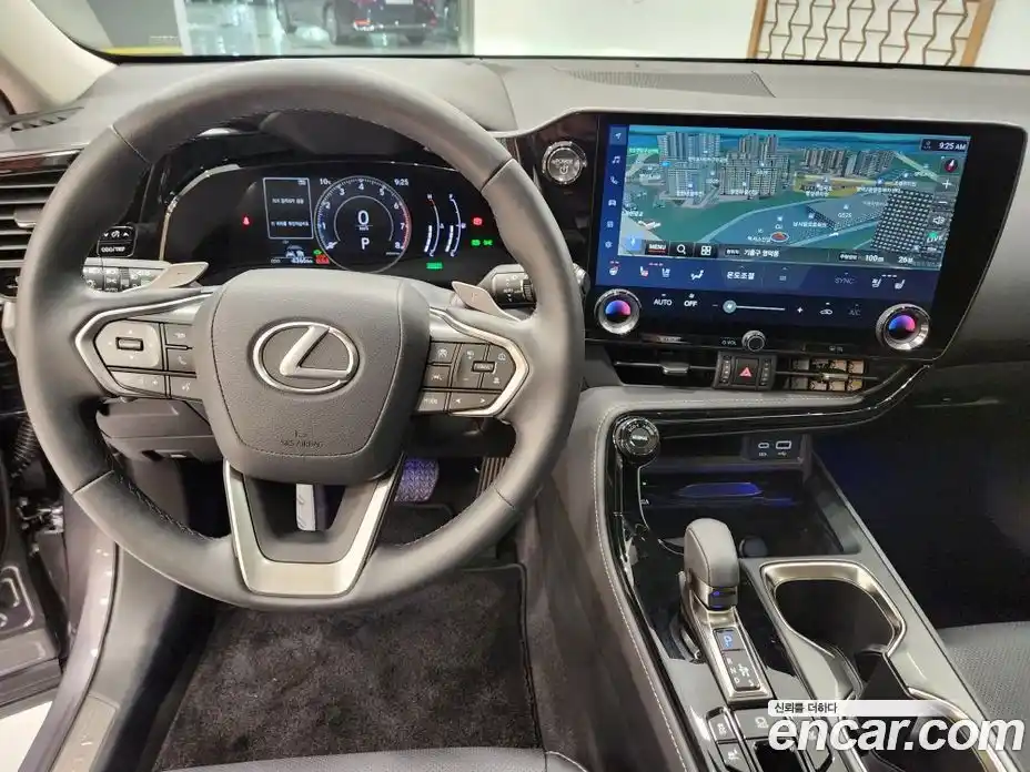 Lexus NX 2025 2.5 Вариатор в Москве № 398708, фото 15