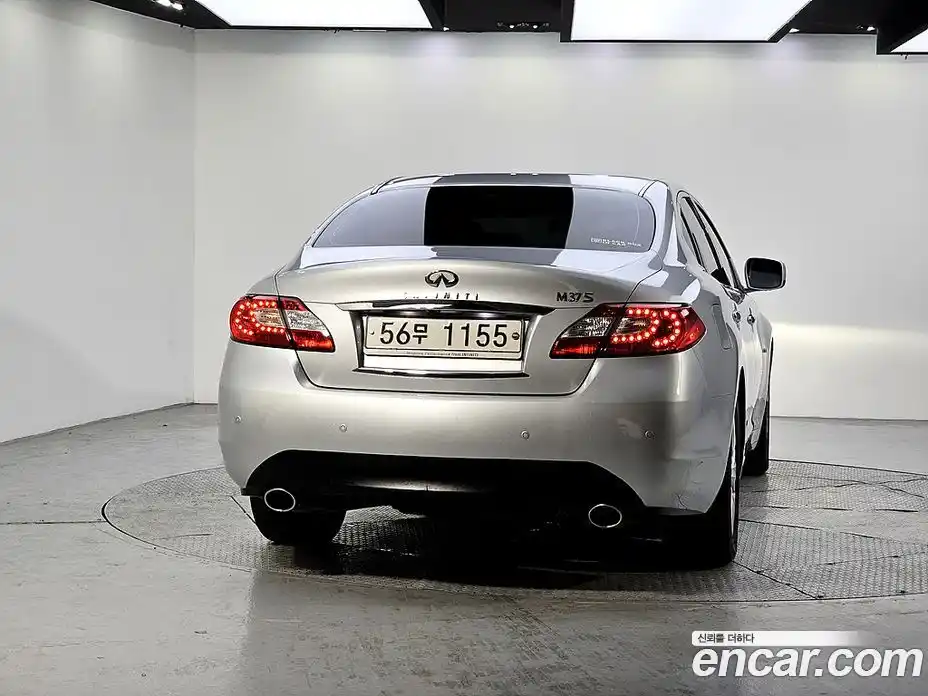 Infiniti M 2011 3.7 Автомат в Москве № 405341, фото 3