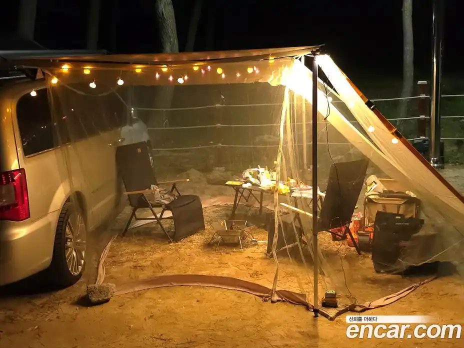 Chrysler Grand Voyager 2011 3.6 Автомат в Москве № 407547, фото 13