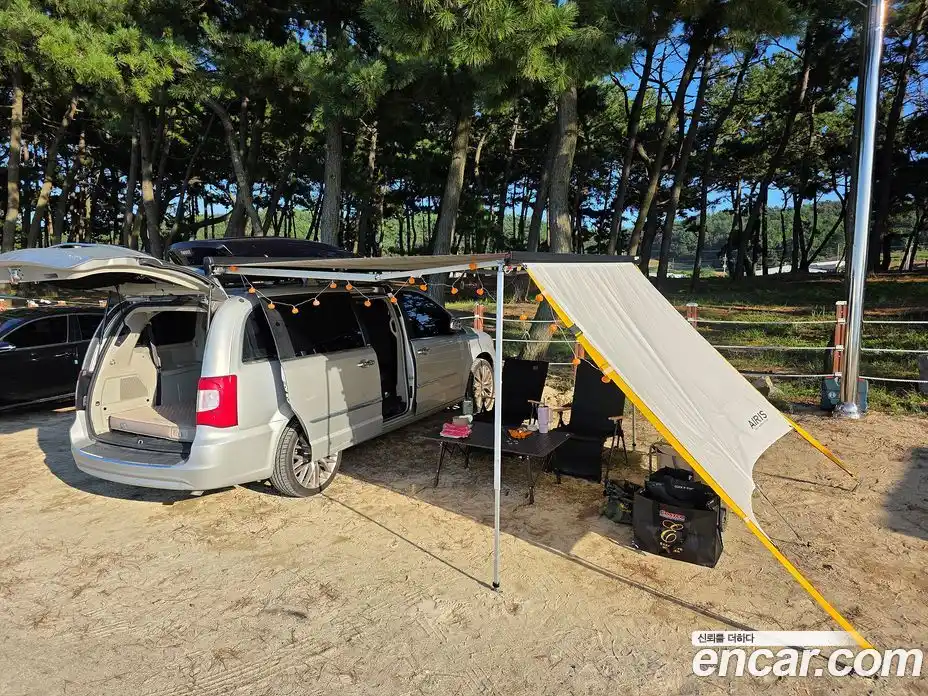 Chrysler Grand Voyager 2011 3.6 Автомат в Москве № 407547, фото 18