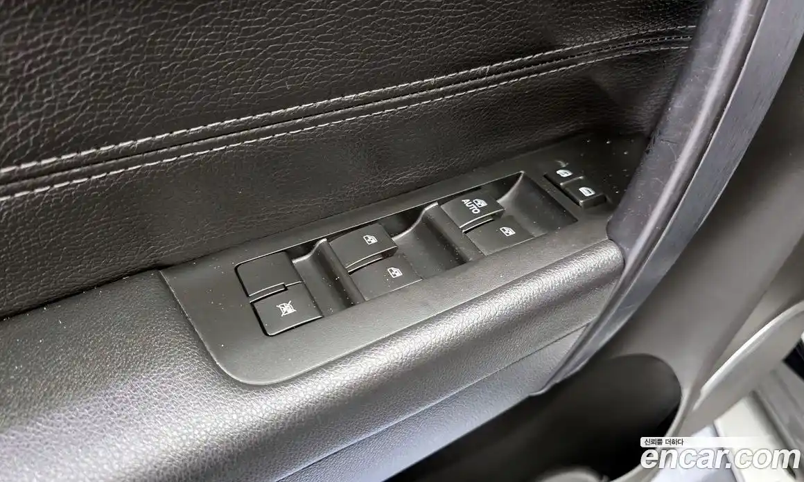 Chevrolet Captiva 2016 2.0 Автомат в Москве № 411462, фото 14