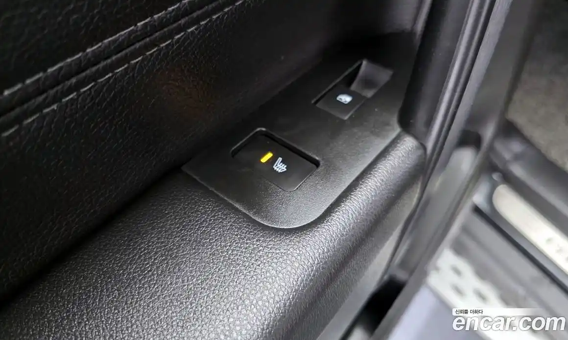 Chevrolet Captiva 2016 2.0 Автомат в Москве № 411462, фото 20