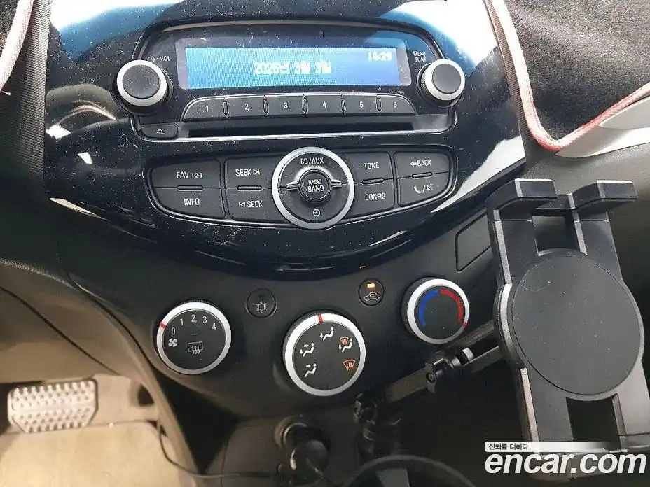 Chevrolet Spark 2014 1.0 Автомат в Москве № 411820, фото 13