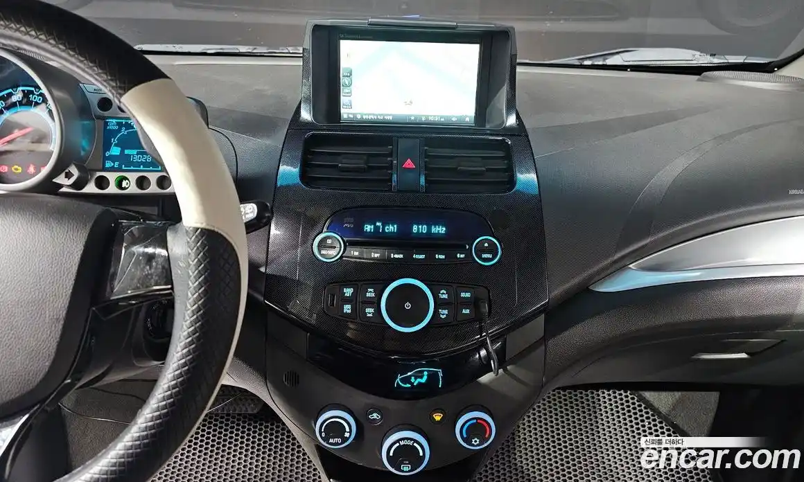 Chevrolet Spark 2012 1.0 Автомат в Москве № 412331, фото 15