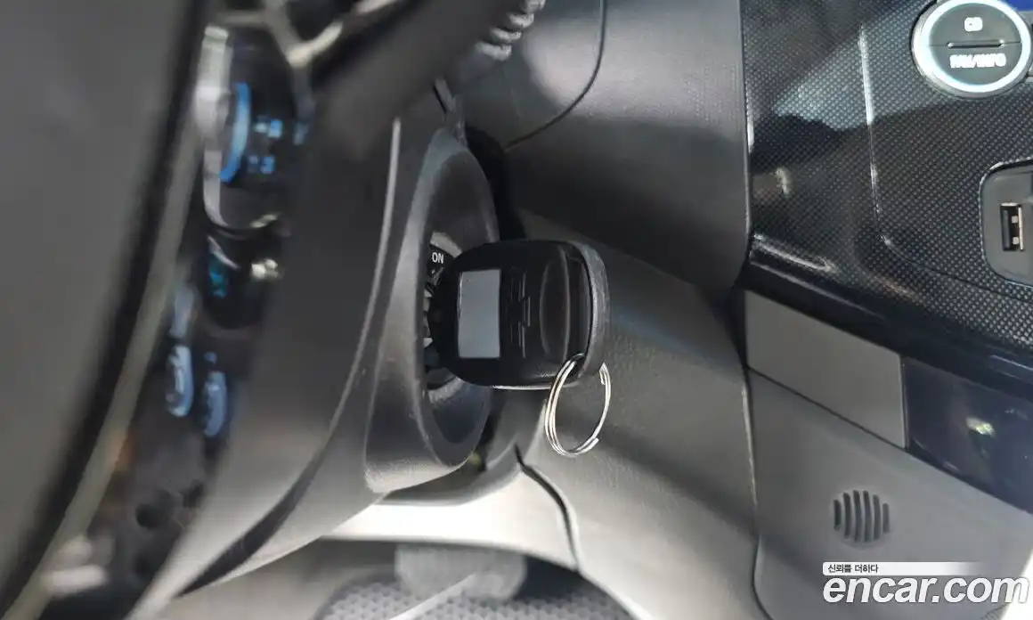 Chevrolet Spark 2012 1.0 Автомат в Москве № 412331, фото 17