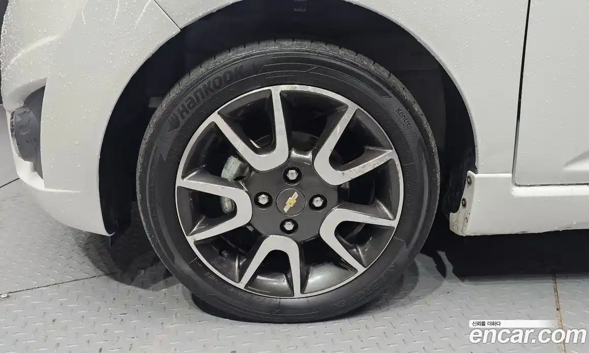 Chevrolet Spark 2012 1.0 Автомат в Москве № 412331, фото 5