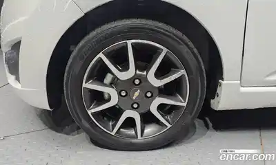 Chevrolet Spark 2012 1.0 Автомат в Москве № 412331, миниатюра 5