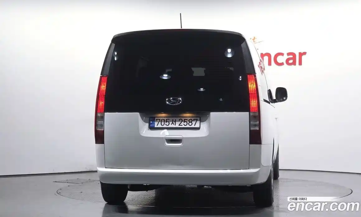 Hyundai Staria 2023 2.2 Автомат в Москве № 43986, фото 15