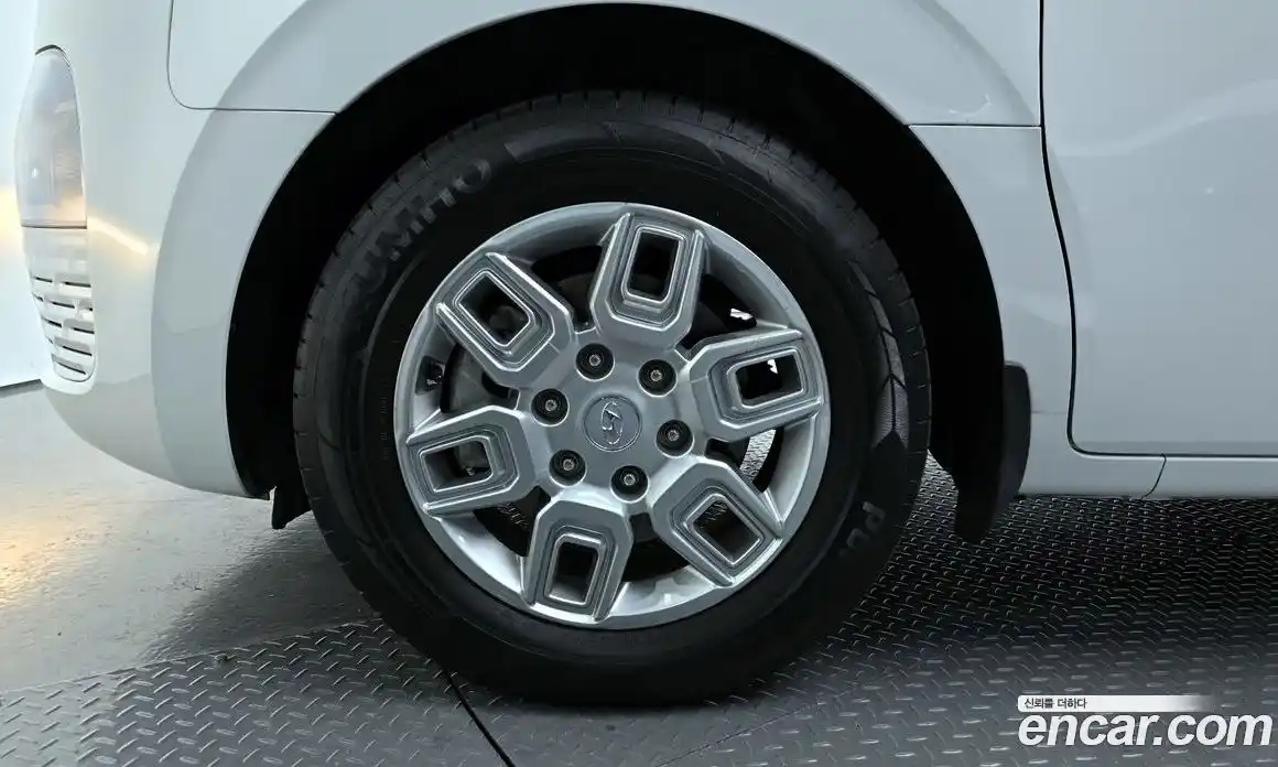 Hyundai Staria 2023 2.2 Автомат в Москве № 43986, фото 16