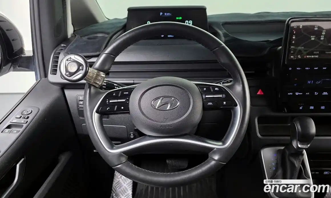 Hyundai Staria 2023 2.2 Автомат в Москве № 43986, фото 17