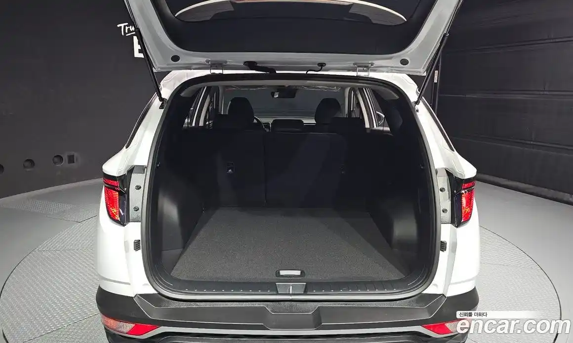 Hyundai Tucson 2023 1.6 Автомат в Москве № 49800, фото 5