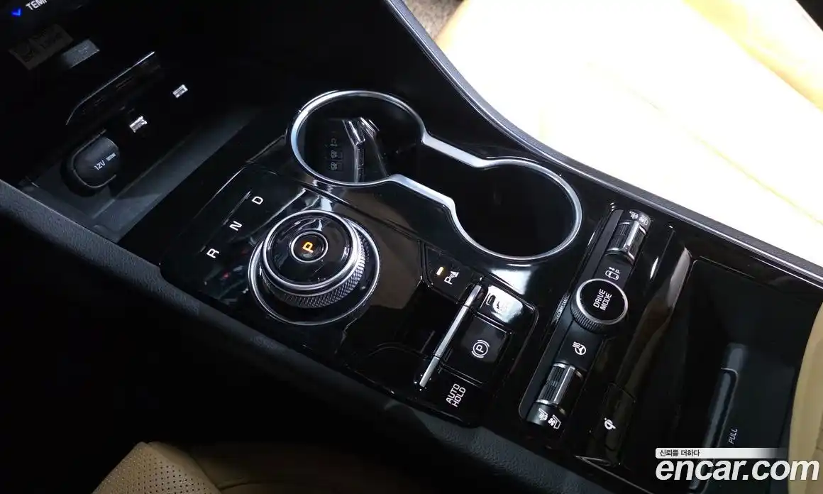 Kia K5 2022 2.0 Автомат в Москве № 53893, фото 9