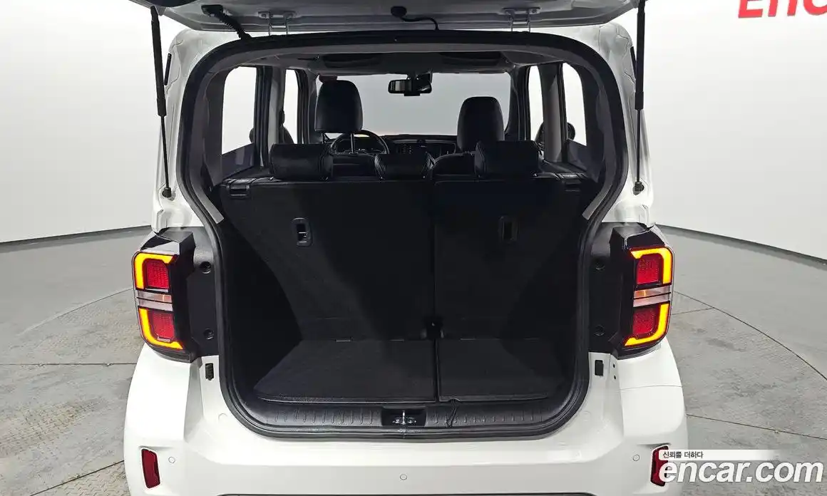 Kia Ray 2023 1.0 Автомат в Москве № 55174, фото 17