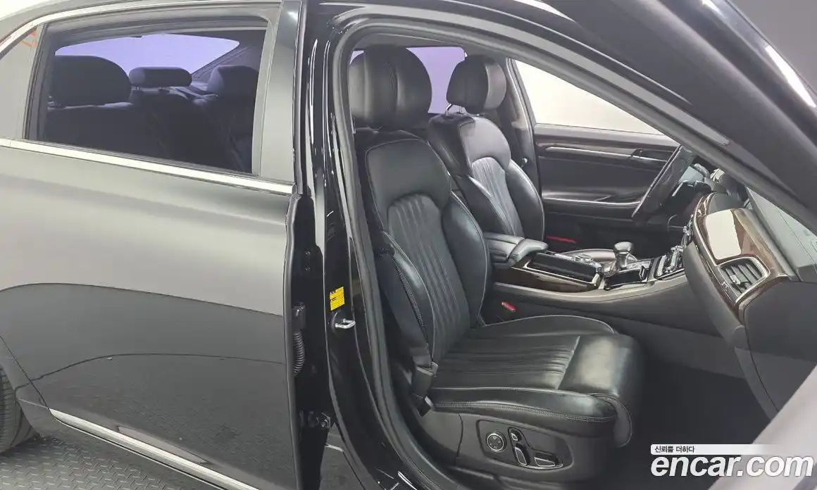 Genesis EQ900 2018 3.8 Автомат в Москве № 56789, фото 6