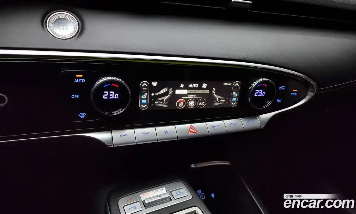 Genesis GV70 2021 2.5 Автомат в Москве № 57220, фото 3