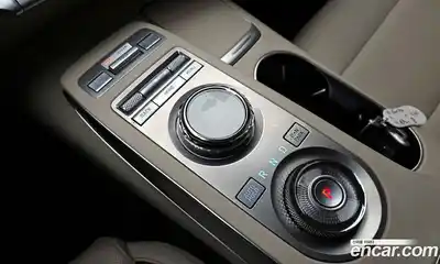 Genesis GV70 2021 2.2 Автомат в Москве № 57267, миниатюра 2