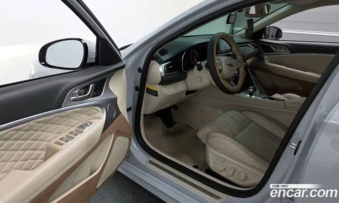 Genesis G70 2018 2.0 Автомат в Москве № 57824, фото 19