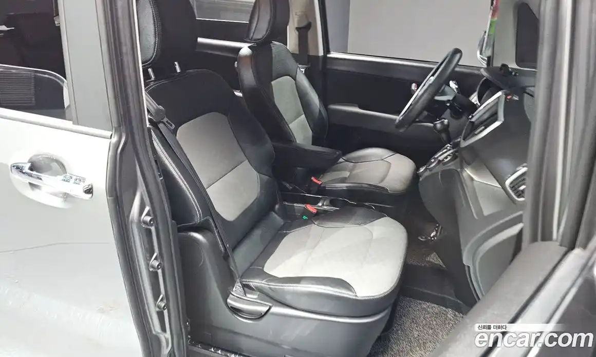 Kia Ray 2022 1.0 Автомат в Москве № 73199, фото 8