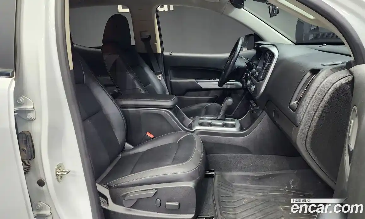 Chevrolet Colorado 2020 3.6 Автомат в Москве № 824, фото 11