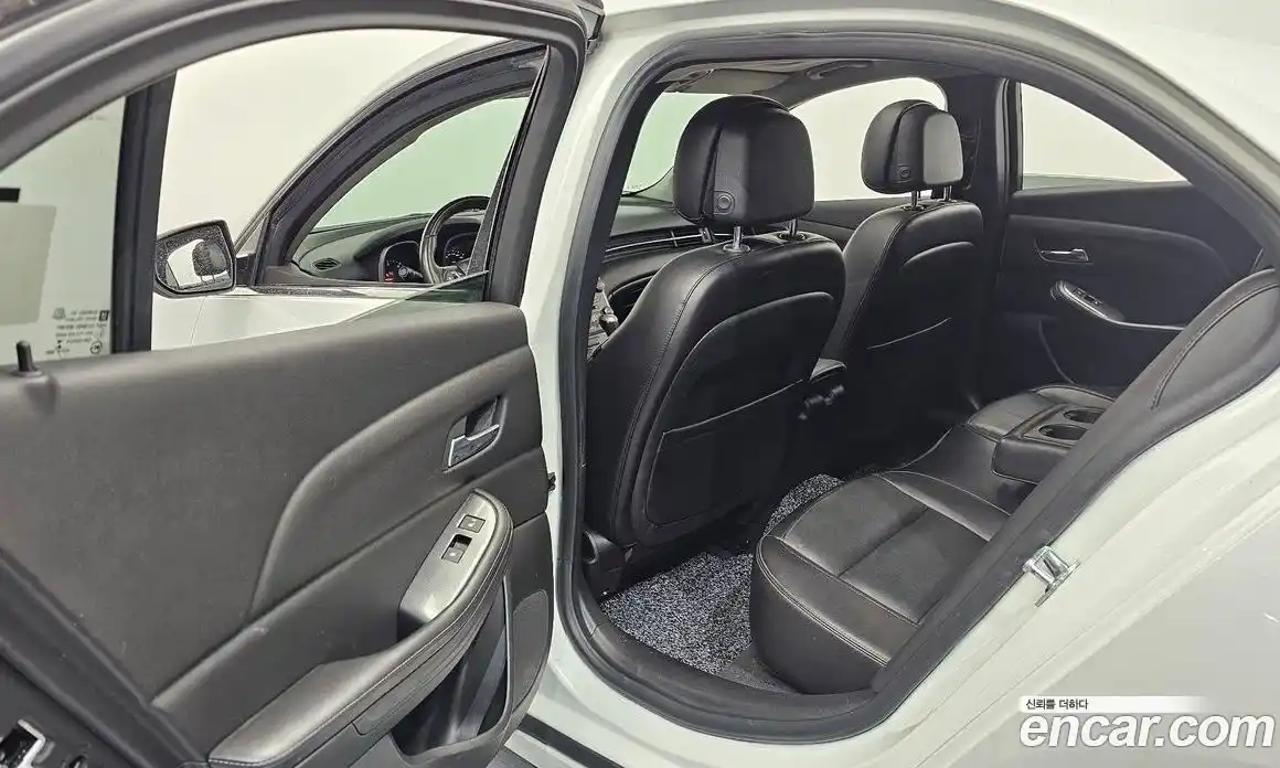 Chevrolet Malibu 2015 2.0 Автомат в Москве № 103706, фото 11