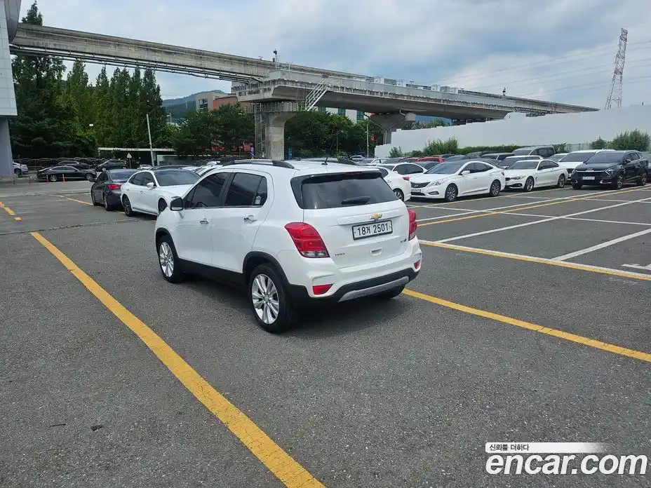Chevrolet Trax 2017 1.6 Автомат в Москве № 104638, фото 4