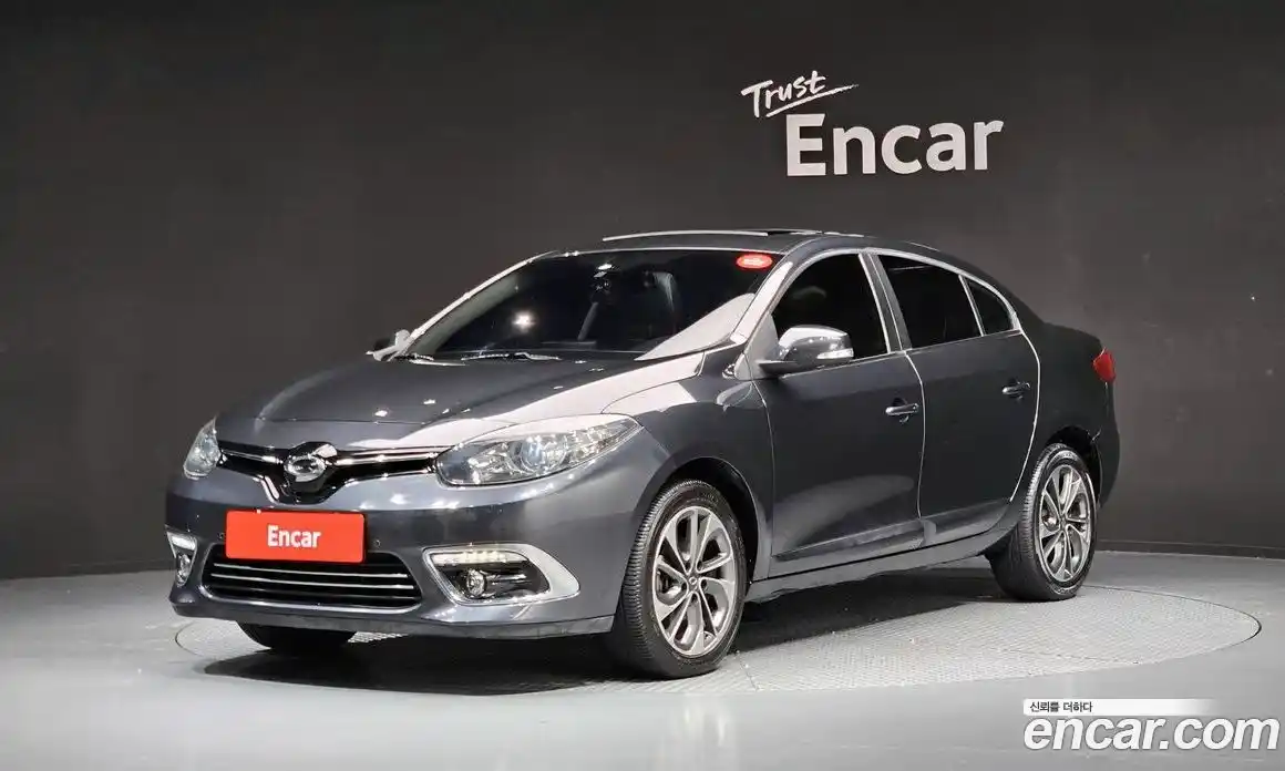Renault SM3 2015 1.6 Автомат в Москве № 106033, фото 1