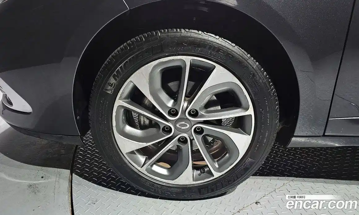 Renault SM3 2015 1.6 Автомат в Москве № 106033, фото 5