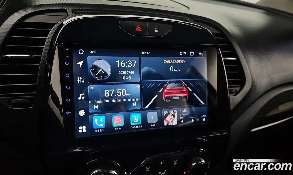 Renault QM3 2015 1.5 Автомат в Москве № 106248, фото 14