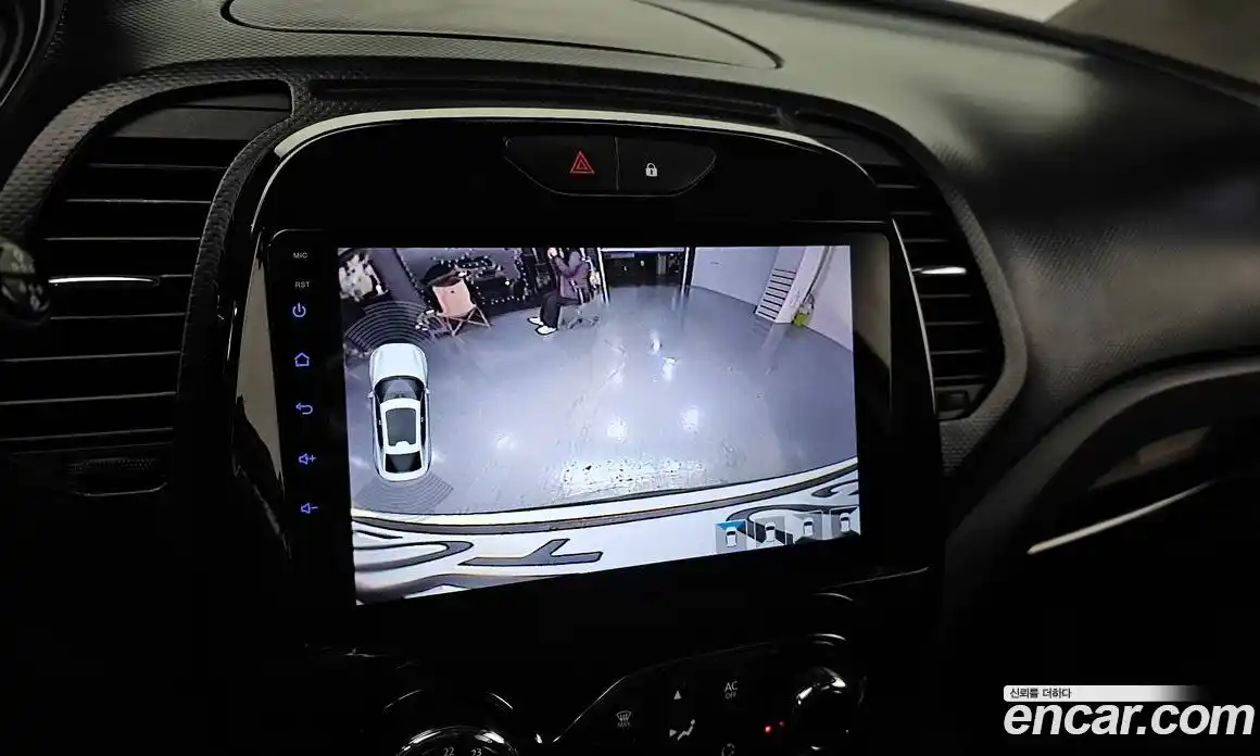 Renault QM3 2015 1.5 Автомат в Москве № 106248, фото 16