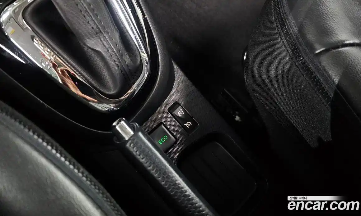 Renault QM3 2015 1.5 Автомат в Москве № 106248, фото 19