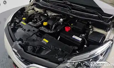 Renault QM3 2015 1.5 Автомат в Москве № 106248, миниатюра 6