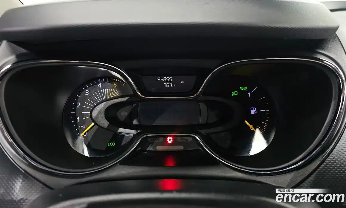 Renault QM3 2015 1.5 Автомат в Москве № 106248, фото 8