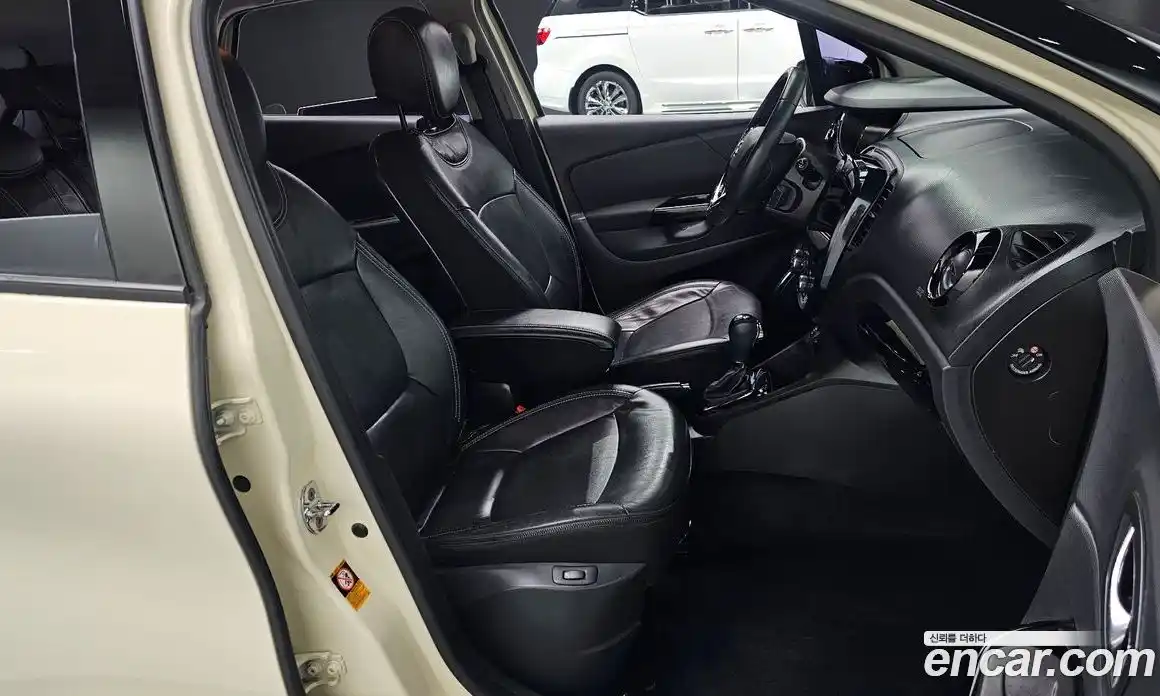 Renault QM3 2015 1.5 Автомат в Москве № 106248, фото 10