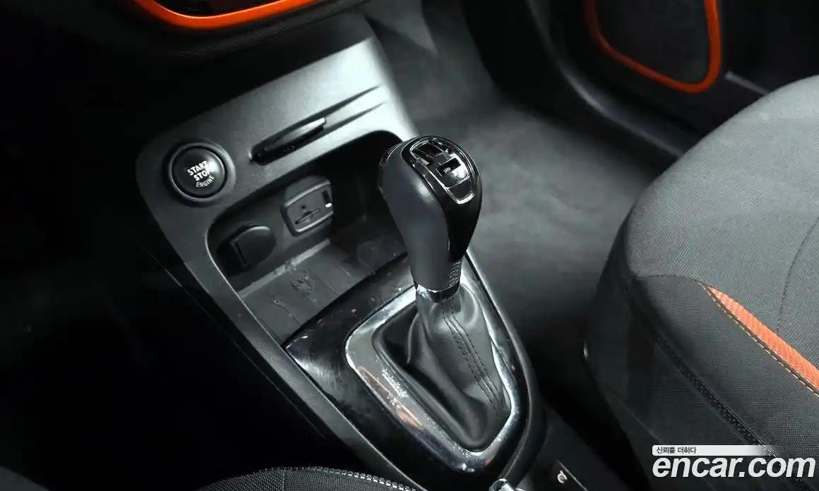 Renault QM3 2014 1.5 Автомат в Москве № 106369, фото 18