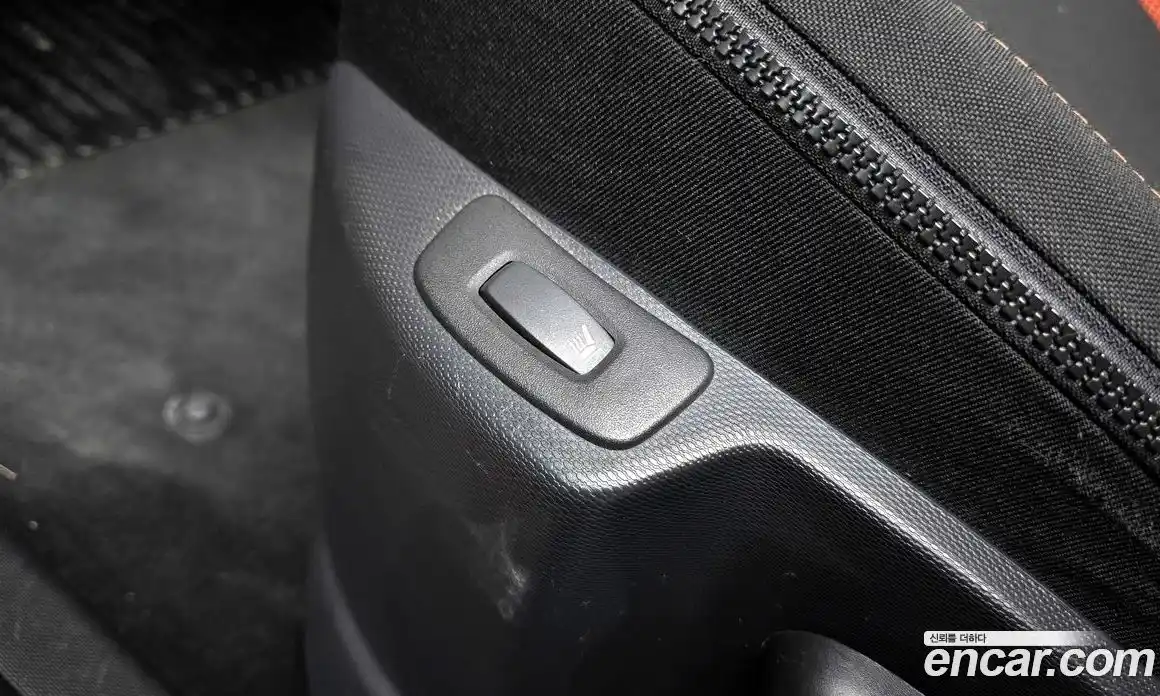 Renault QM3 2014 1.5 Автомат в Москве № 106369, фото 19