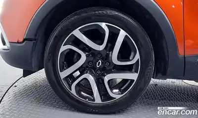 Renault QM3 2014 1.5 Автомат в Москве № 106369, миниатюра 6