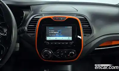 Renault QM3 2014 1.5 Автомат в Москве № 106369, миниатюра 7