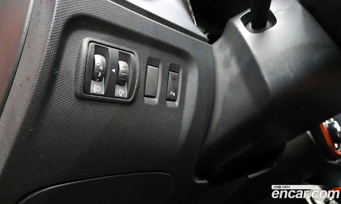 Renault QM3 2014 1.5 Автомат в Москве № 106369, фото 8