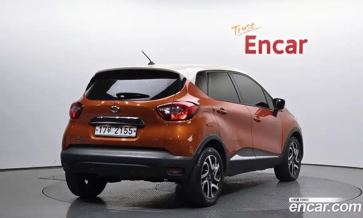 Renault QM3 2014 1.5 Автомат в Москве № 106369, фото 10