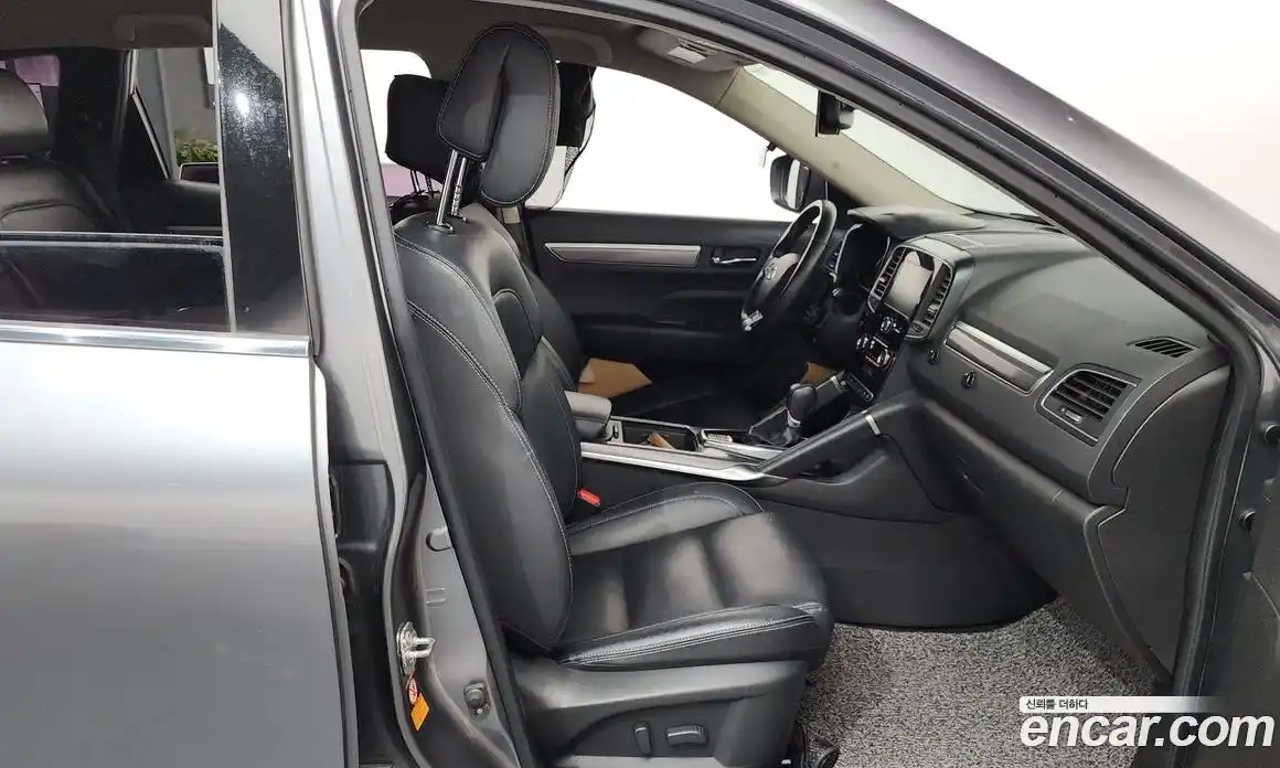 Renault QM6 2018 2.0 Автомат в Москве № 106926, фото 14