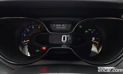 Renault QM3 2015 1.5 Автомат в Москве № 106937, миниатюра 12