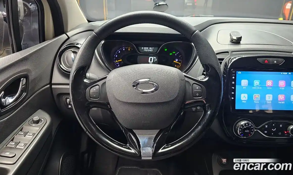 Renault QM3 2015 1.5 Автомат в Москве № 106937, фото 13