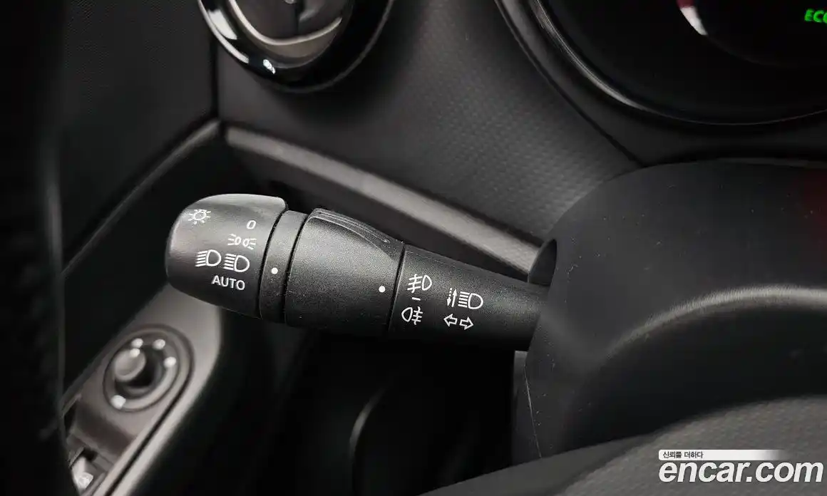 Renault QM3 2015 1.5 Автомат в Москве № 106937, фото 10