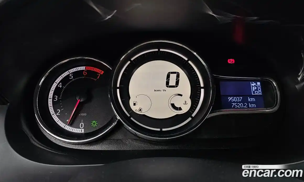 Renault SM3 2016 1.6 Автомат в Москве № 107234, фото 13