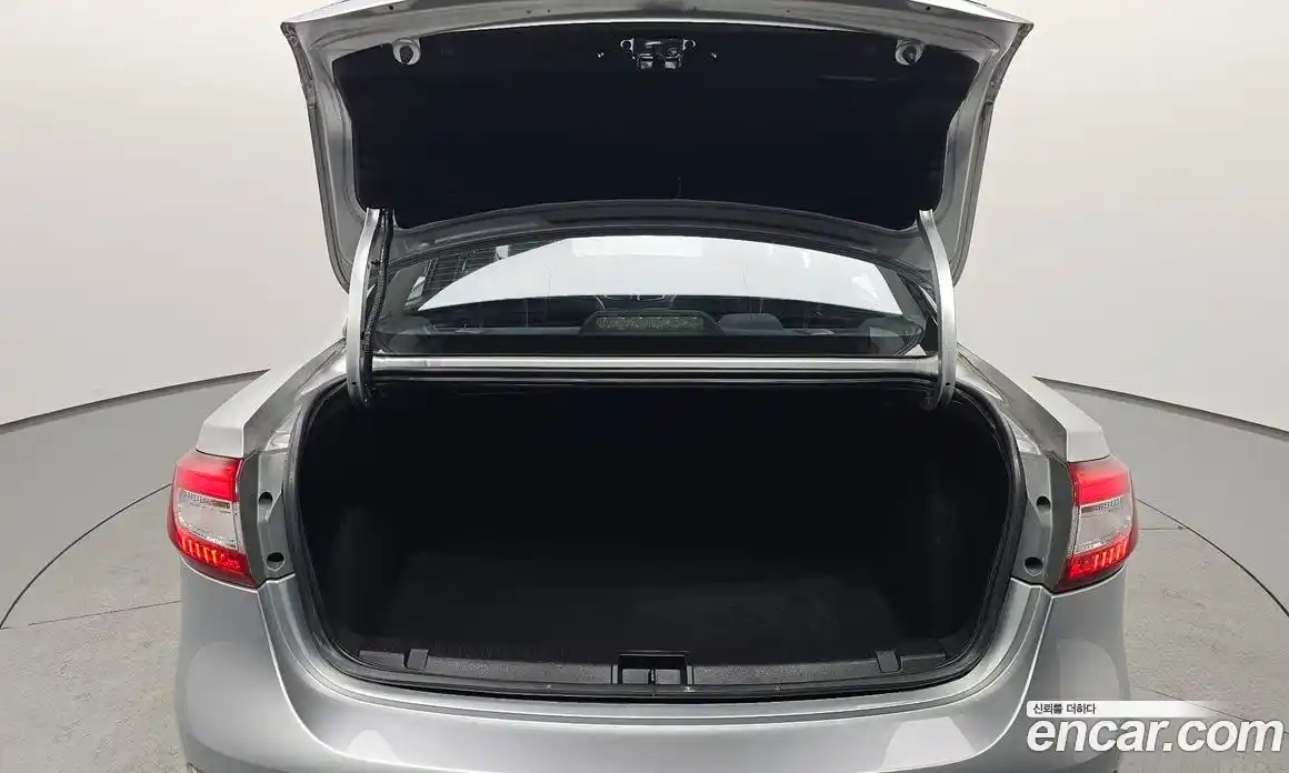 Renault SM3 2016 1.6 Автомат в Москве № 107234, фото 19