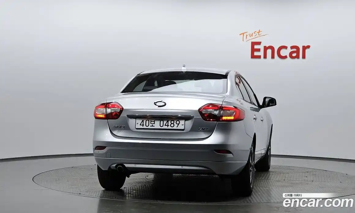 Renault SM3 2016 1.6 Автомат в Москве № 107234, фото 9