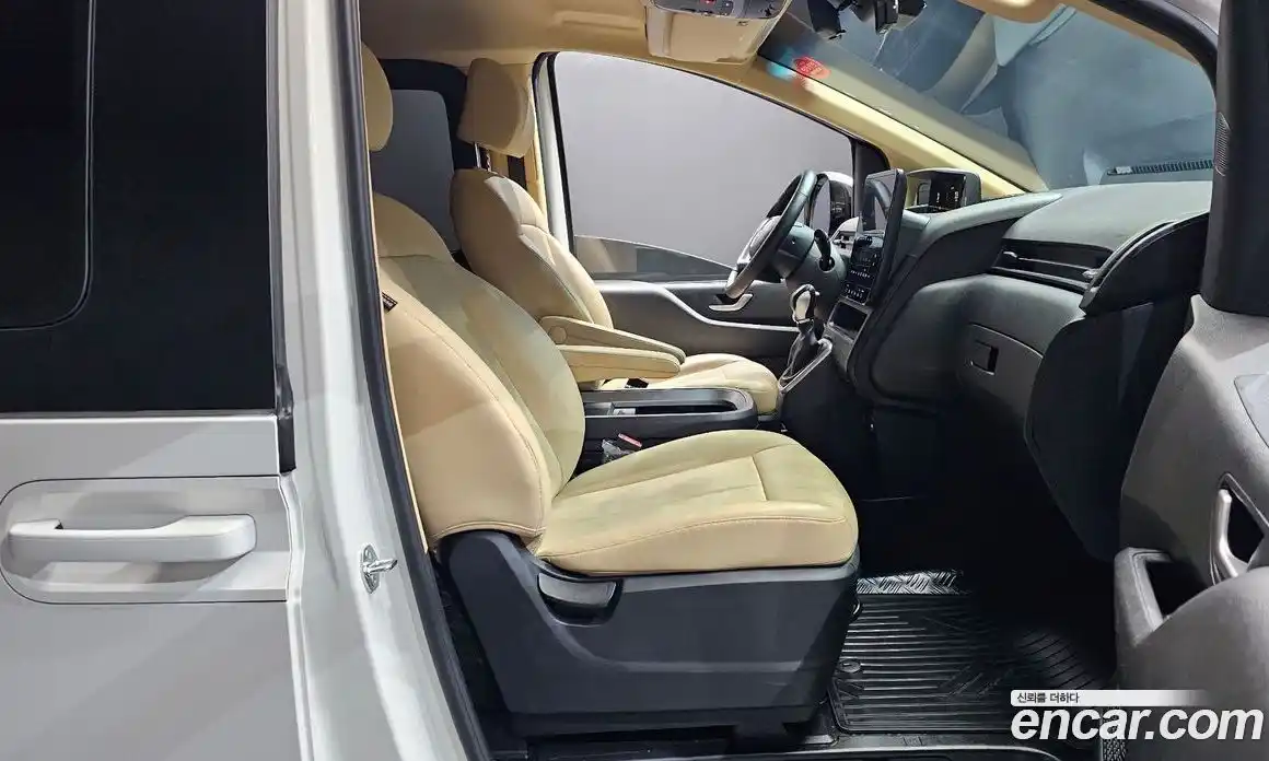 Hyundai Staria 2025 2.2 Автомат в Москве № 108328, фото 16