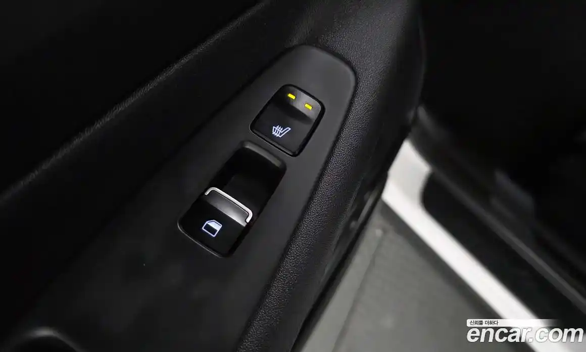 Hyundai Santa Fe 2019 2.0 Автомат в Москве № 108766, фото 19