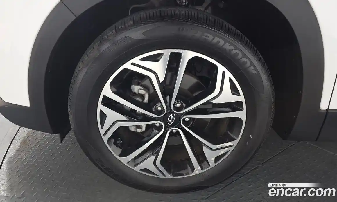 Hyundai Santa Fe 2019 2.0 Автомат в Москве № 108766, фото 6