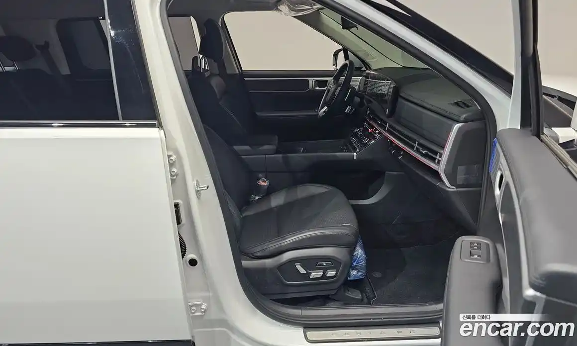 Hyundai Santa Fe 2024 2.5 Автомат в Москве № 108864, фото 17